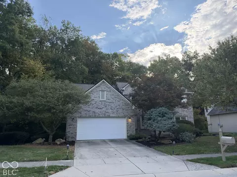 10873 Weston Dr, Carmel, IN 46032