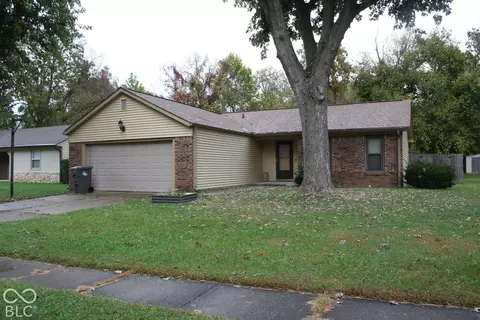 7509 Venetian Way, Indianapolis, IN 46217