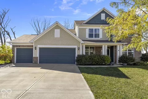 12317 Castle Pine Dr, Noblesville, IN 46060