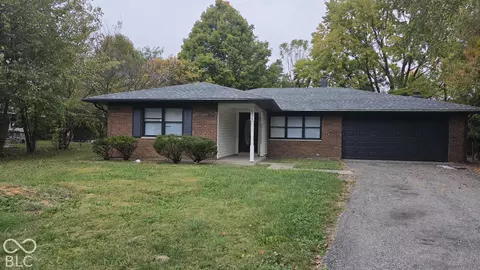 6816 Shadow Brk, Indianapolis, IN 46214