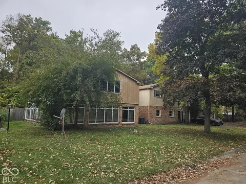 425 Sylvan Rd, Anderson, IN 46012