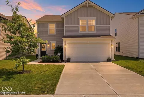 1370 Delacorte Cirs, Shelbyville, IN 46176