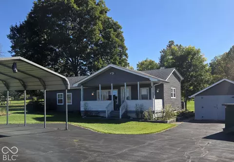 565 W Greencastle Rd, Mooresville, IN 46158