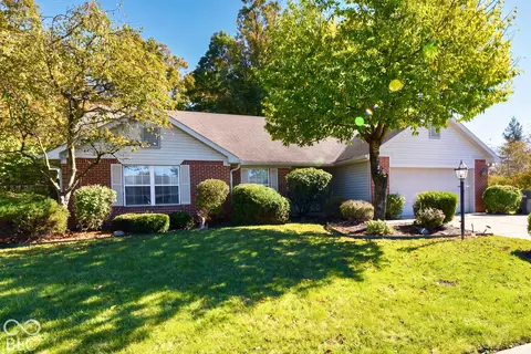 533 Blue Spring Dr, Indianapolis, IN 46239