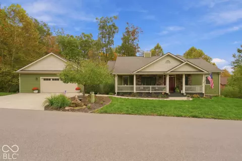 93 Pine Lake Cir, Nashville, IN 47448