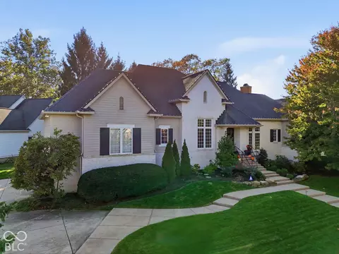 8036 Heyward Dr, Indianapolis, IN 46250