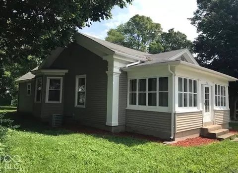 742 Walnut St, Dayton, IN 47941