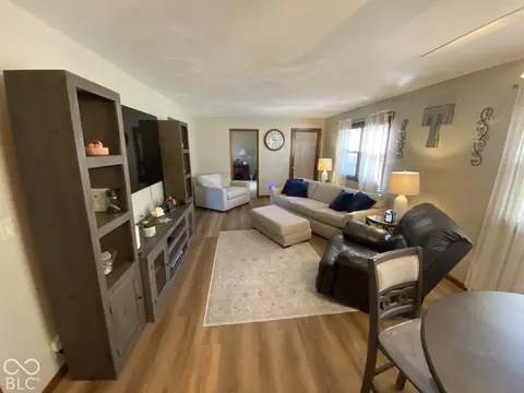 Living - 558 S 2nd St, Upland, IN 46989 photo 1 of 8