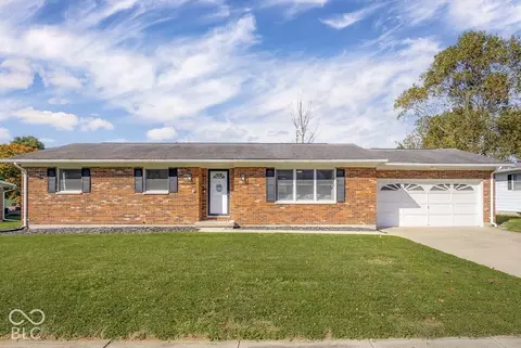 9032 Shadow Dr, Brookville, IN 47012