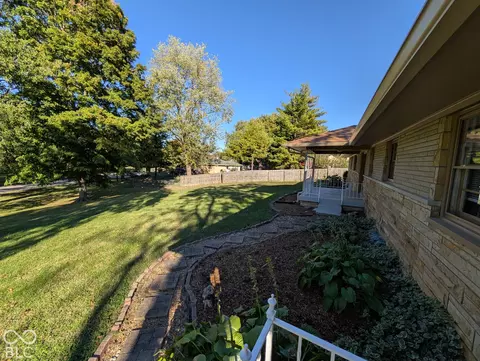 Exterior - 2060 E Thompson Rd, Indianapolis, IN 46227 photo 6 of 11