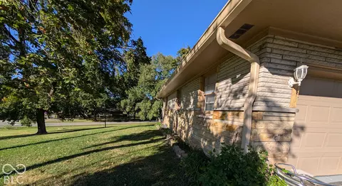 Exterior - 2060 E Thompson Rd, Indianapolis, IN 46227 photo 3 of 11
