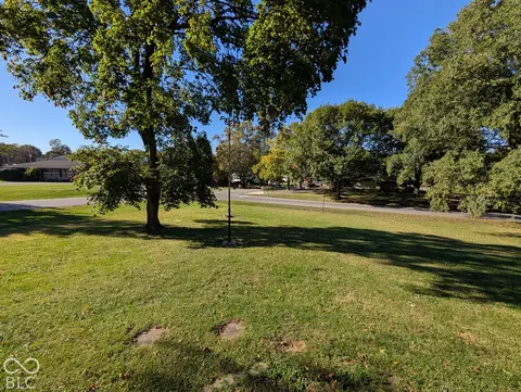 Exterior - 2060 E Thompson Rd, Indianapolis, IN 46227 photo 10 of 11