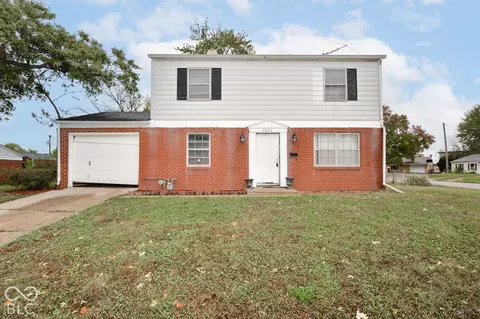 3285 Macarthur Ln, Indianapolis, IN 46224