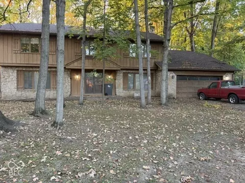 8910 Shagbark Rd, Indianapolis, IN 46260