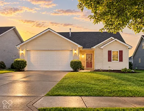 6806 Creekwood Trl, Fort Wayne, IN 46835