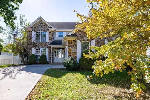 10811 Meadow Wing Ct, Noblesville, IN 46060
