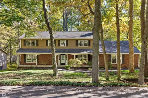 55 Bennington Dr, Zionsville, IN 46077