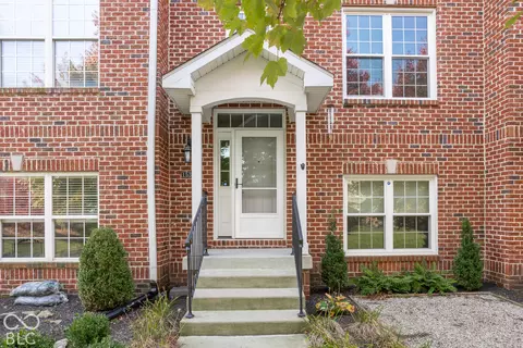 15330 Mystic Rock Dr, Carmel, IN 46033