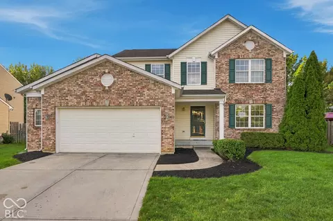 11031 Bear Hollow Dr, Indianapolis, IN 46229