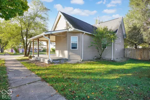 Exterior - 1502 Union St, Columbus, IN 47201 photo 3 of 6