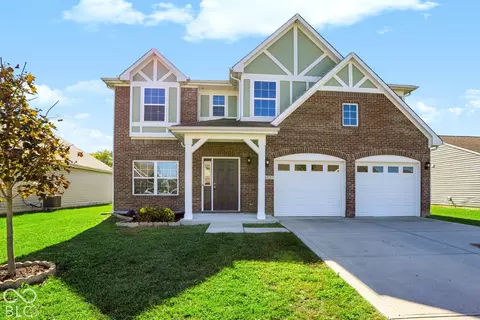 852 Starflower Trce, Greenwood, IN 46143
