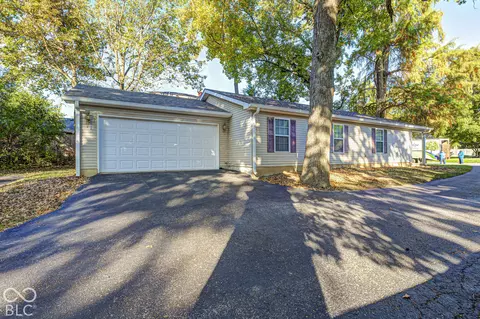 415 E Mill St, Danville, IN 46122