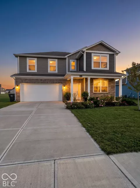 9319 Aspen Glen Dr, Indianapolis, IN 46239