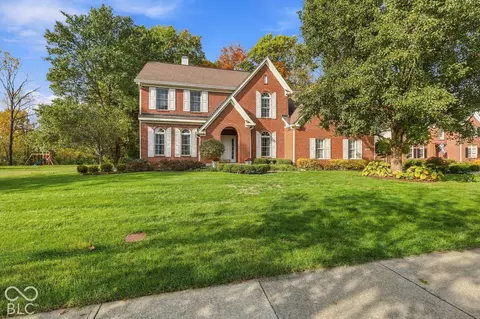 9445 Greenthread Dr, Zionsville, IN 46077