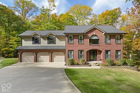 2960 Country Club Ct, Martinsville, IN 46151