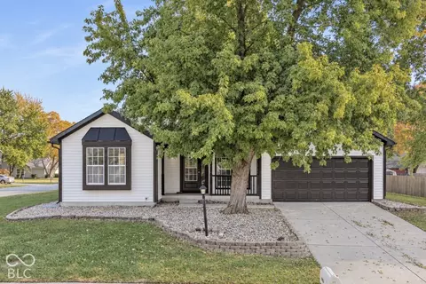 11717 Madden Ln, Fishers, IN 46038
