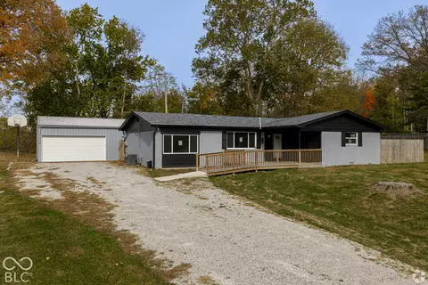 940 E Broadway St, Danville, IN 46122