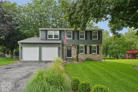 570 Meadowview Ln, Greenwood, IN 46142