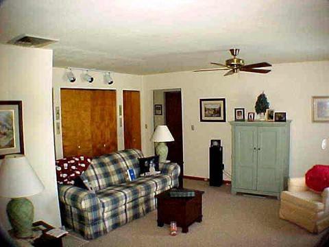 426 E Way Cross Dr, New Castle, IN 47362 photo 4