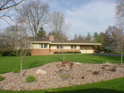 2772 Lafayette, Columbus, IN 47201 photo 1