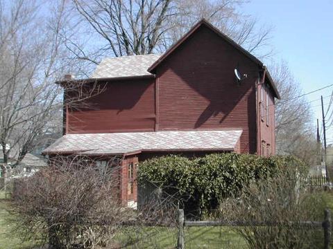 112 S Franklin St, Pendleton, IN 46064 photo 2