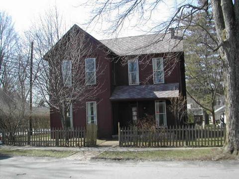 112 S Franklin St, Pendleton, IN 46064 photo 1