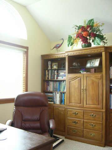 8756 Surrey Dr, Pendleton, IN 46064 photo 3