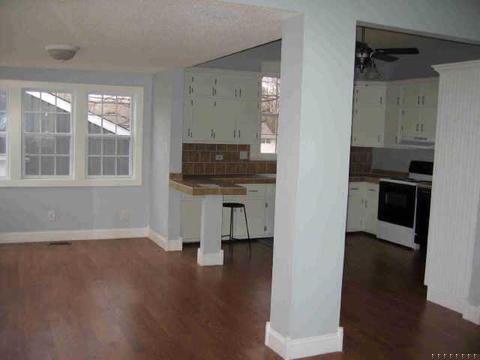 307 Tile St, Pendleton, IN 46064 photo 4