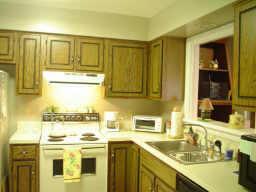 5928 Highgate Cir, Indianapolis, IN 46250 photo 3