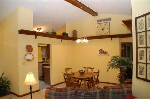 913 E Brookside Ln, Plainfield, IN 46168 photo 9
