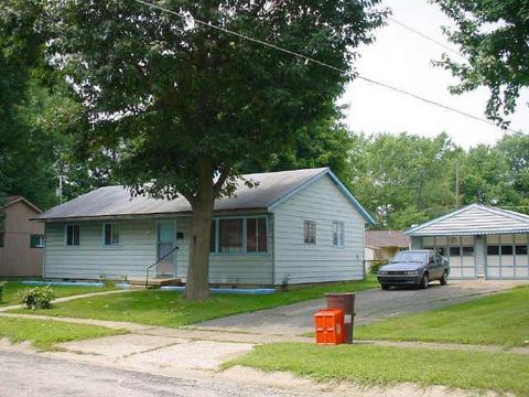 1630 Forest Dr, Plainfield, IN 46168 photo 1