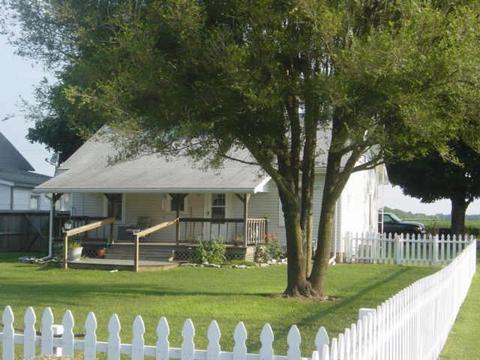 839 E North St, Mays, IN 46155 photo 1