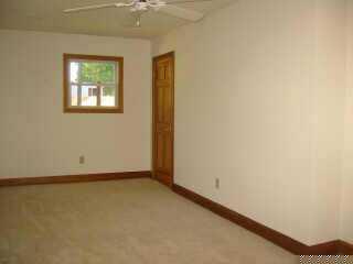 210 Broadway Ave, Arcadia, IN 46030 photo 8