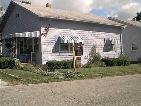 220 Taylor St, Pendleton, IN 46064 photo 1