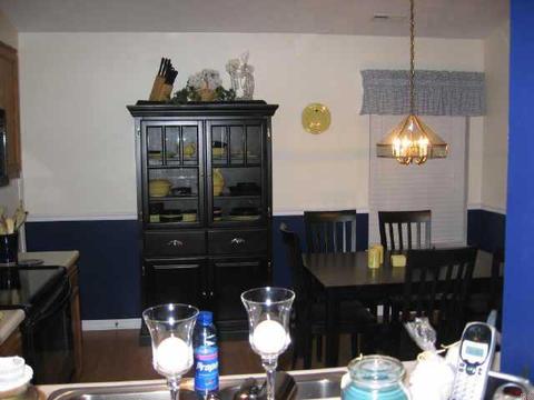 17 Village Pkwy, Pendleton, IN 46064 photo 3