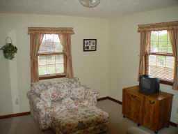 206 Lucky Ln, Pendleton, IN 46064 photo 2