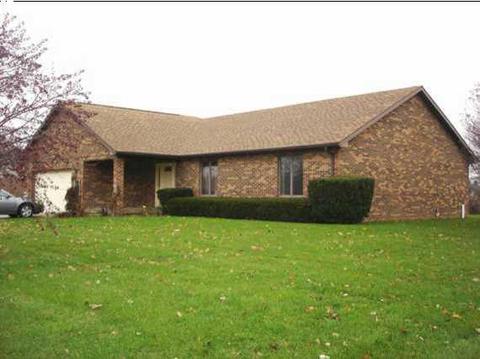 205 Lucky Ln, Pendleton, IN 46064 photo 1