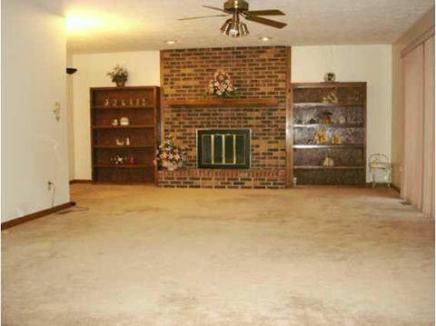 205 Lucky Ln, Pendleton, IN 46064 photo 2