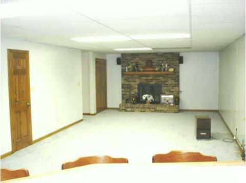 205 Lucky Ln, Pendleton, IN 46064 photo 5