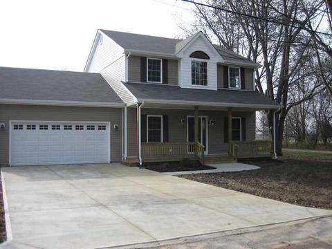 239 Garden Dr, Pendleton, IN 46064 photo 1